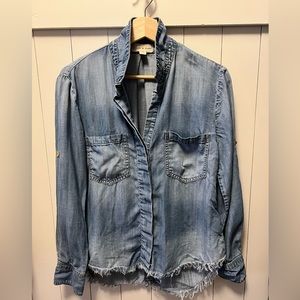 Cloth & Stone EUC Denim Buttondown Size Small